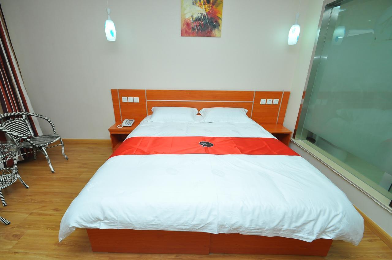 Thank Inn Chain Hotel West Eleven Road Mall Linyi  Εξωτερικό φωτογραφία